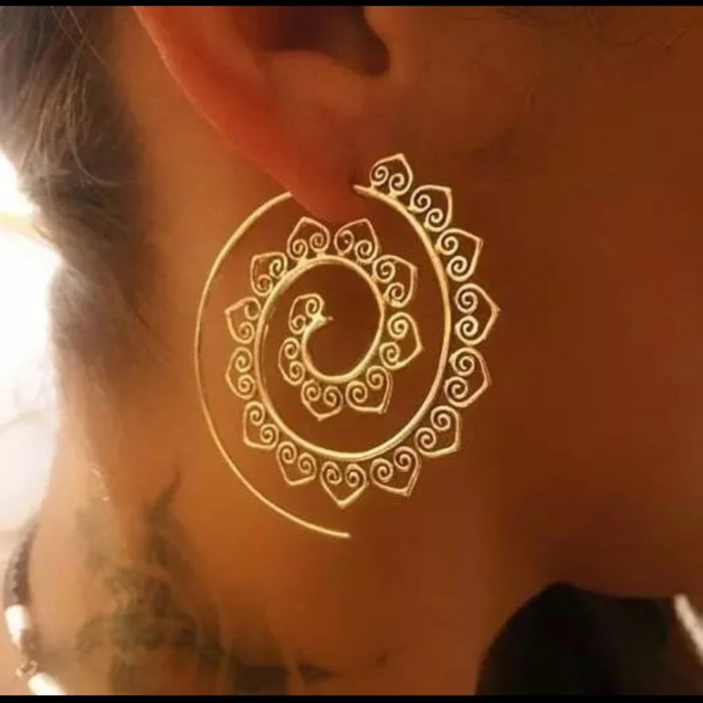 Spain earring  For Women Gold Fashion Jewelry Pendant